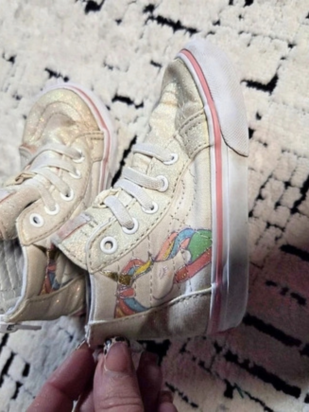 Vans Toddler Sk8-Hi Zip Unicorn Glitter High-Top Sneakers in Cream & Pink